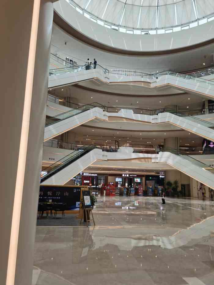 lion mall金狮广场-"金狮广场,位于香港东路95号乙,是崂山商.