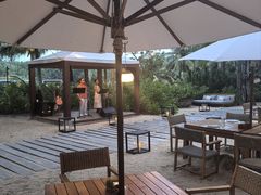 -三亚艾迪逊酒店·海滩烧烤 BARBACOA·现场乐队·浪漫晚餐·烧烤海鲜