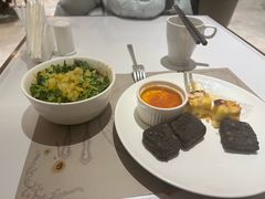 臭豆腐-晶丽香榭自助餐(南京大饭店)