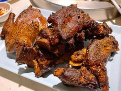 烤猪蹄-三不牛腩(宾虹路店)