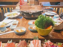 -明洞阿姨·韩式酱蟹烤肉·创意料理(三元桥店)