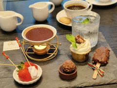 -上海漕河泾万丽酒店