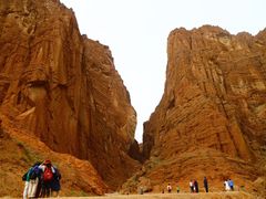 -天山神秘大峡谷