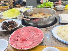 -乳仔牛牦牛汤锅 烤羊排(松潘古城店)