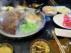 -宽板凳老灶火锅(南礼士路店)