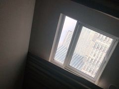 -康铂酒店(上海自然博物馆店)