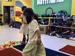 -阿布溜溜·轮滑(21世纪太阳城店)