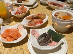 -雍和会海鲜姿造自助(湖东路店)