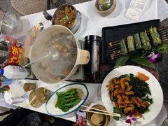 -刘姐啤酒鱼民族演艺餐厅(西街总店)