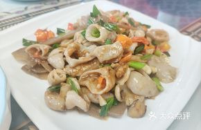 Sour Bamboo Shoots and Intestines