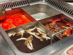 -海底捞火锅鲜切牛肉主题店(长寿路店)