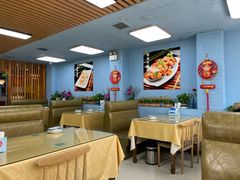 -崴海渔村(虹梅路店)