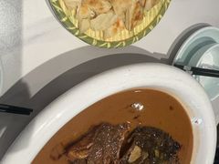 鱼头泡饼-新侨小馆(东直门北小街店)