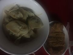 耳光馄饨-潘国仙耳光馄饨(黄家阙路店)