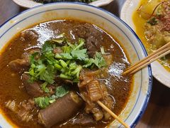 -CowCow其其·牛杂咖啡公司(六运店)