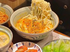 -蟹黄鱼·海派深夜面馆(巨鹿路店)