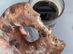 巧克力奶油圈-Juicy Bakery(大学路店)