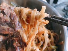 -内蒙焖面大盆骨餐馆(山大路店)