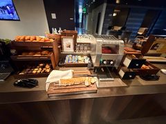 -杭州西湖湖滨银泰亚朵酒店