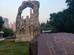 -上海市龙华烈士陵园