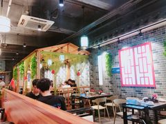 大堂-百签宫串串香重庆火锅(夏湾店)