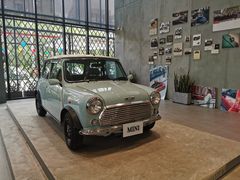 -上海普陀宝诚MINI4S店(红柳路店)