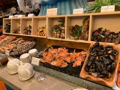 -鲤鱼洲酒店港鲤咖啡厅