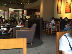 大堂-星巴克(北京王府井店)