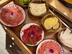 -贤合庄卤味火锅(时代广场店)