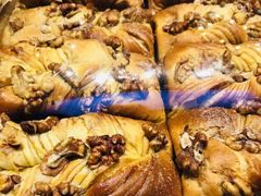 -Dough&Joe团憩(瑞虹天地月亮湾店)