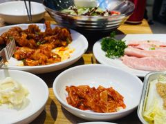 辣鸡爪-釜山火炉韩式炭火烤肉(欧洲城店)