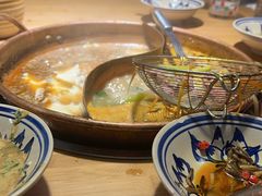 -洱火云南酸菜牛肉火锅(石景山当代商城店)