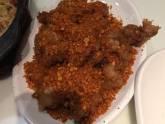 -新大咀港式茶餐厅(宝山万达店)