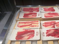 -芝小官毛肚火锅海鲜自助(苏州吴江区万宝店)