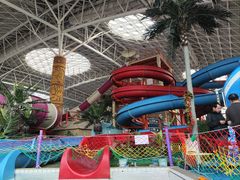 -天山海世界·米立方