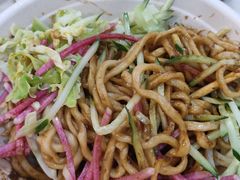 -黑八私房老北京炸酱面