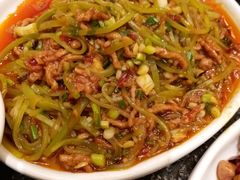 鱼香肉丝-万重锦·人文川菜馆(骡马市店)