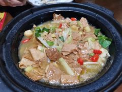 豆腐汤锅-东口码头·烧鸽子·鱼头泡饼·地方菜(金鹰悦城店)