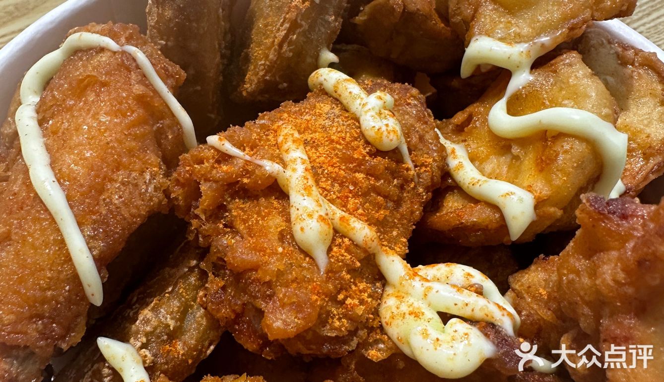 鲜嫩多汁的炸鸡🍗[亲亲][亲亲]