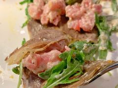 鲜制金枪鱼莎莎配五花牛腱-Solo(衡山路店)