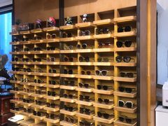 -肆兮眼镜·蔡司·徕卡战略合作店(大坪店)