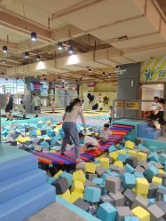 -反弹蹦床公园·运动乐园·团建·亲子派对(深圳观澜湖店)