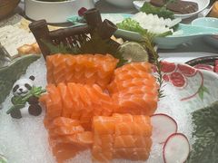 -泓炙颐凤鲜海鲜火锅料理(桐乡店)