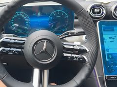 -上海星瀚奔驰4S店(红柳路店)