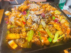 -炉小二铜锅牛蛙•川湘菜(三里屯店)