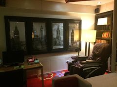 -喜鹊愉家酒店(郑州曼哈顿博览中心地铁站店)