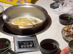 -喃喃椰·糟粕醋·椰子鸡火锅(七堡花园店)