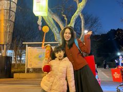 -世纪公园-1号门停车场