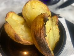 香烤鸡翅配烤薯仔-玛尚诺意式餐厅(官舍店)