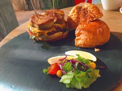 -HIGH FIVE哈福手工汉堡(桂林路店)